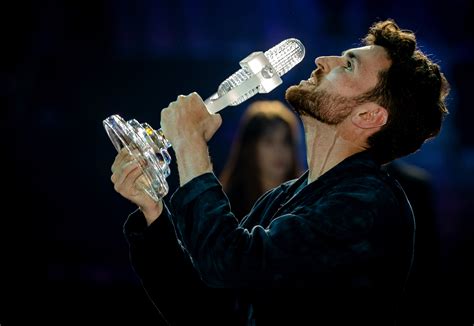 Duncan laurence from netherlands wins eurovision song contest 2019 with the song arcade. Duncan Laurence is de zoete wraak van Ilse DeLange op het ...