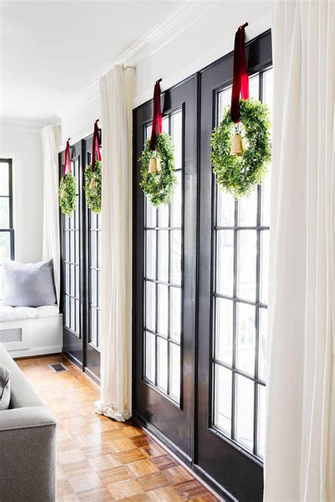 How To Hang Wreaths On Windows For Christmas Blesser House