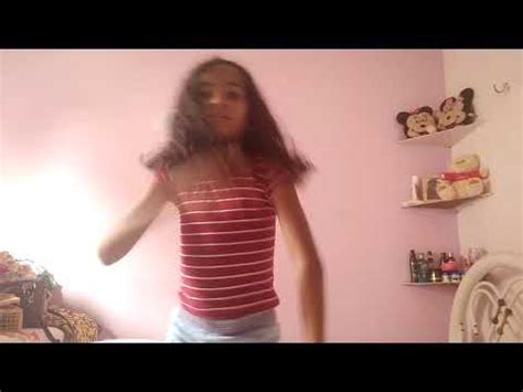 Ola galera aqui vai mais um video meu dessa vez dançando a musica da minha divã anitta. Rana Suzana - Bia dançando Show das Poderosas!! - YouTube : Anitta pre pa ra rana suzana dança e ...