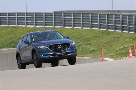 Test Drive Of Second Generation Restyled Mazda Cx 5 Crossover Suv