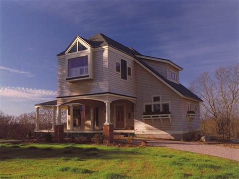 Traditional Shingle Style Coastal Construction Coastal House