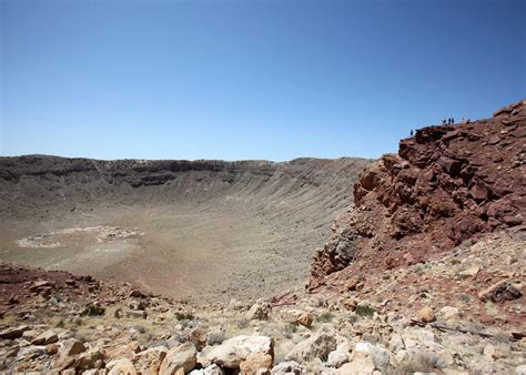 Hiking To The Bottom Of Meteor Crater Access To The Bottom Flickr