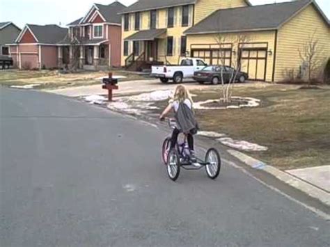 Scooter, allek 3 wheel kick scooter for kids boys girls adjustable height pu flashing wheels best gifts for children from 3 wheel scooter for kids. Kids 3 Wheel Bicycle - YouTube