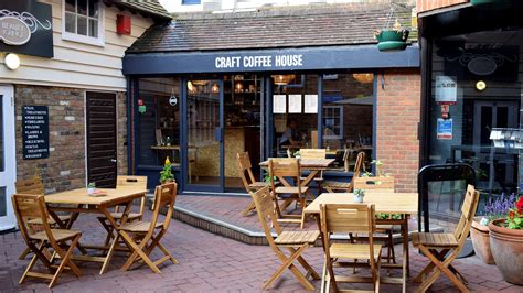 You can visit this bar after seeing carbondale branch library. Craft Coffee House Windsor | Windsor Coffee House