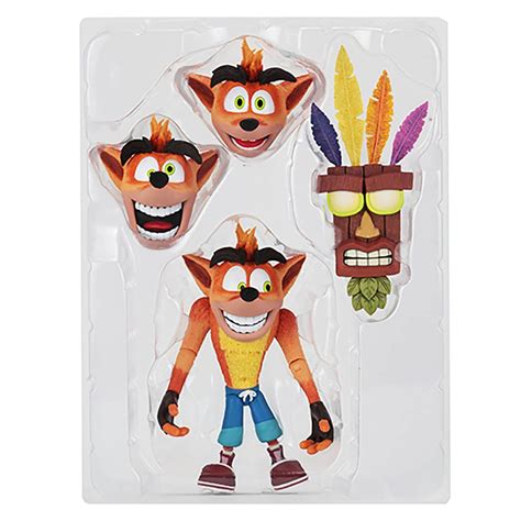 Figurine Daction Crash Bandicoot Ultra Deluxe Crash Sur Close Up