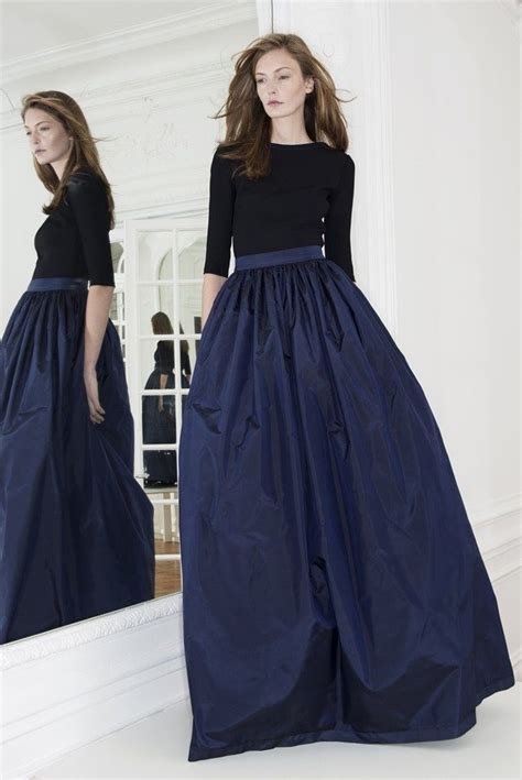 Pin By Orsolya Gyenes On Fashion Long Taffeta Skirt Fashion