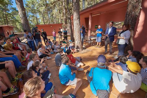 El Cabildo oferta plazas para niños y adolescentes en sus campamentos de verano La Laguna