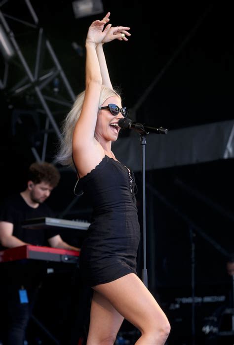 Pixie Lott Upskirt Performs Live At Conbury Festival Upskirtstars