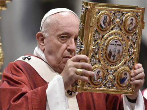 El Papa Francisco Dona Una Reliquia De San Pedro Al Patriarca Bartolomé