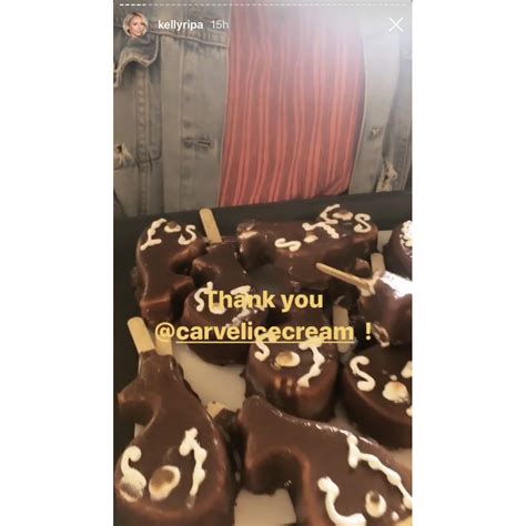 Kelly Ripa Celebrated Her Birthday With Multiple Cakes Photos Us Weekly
