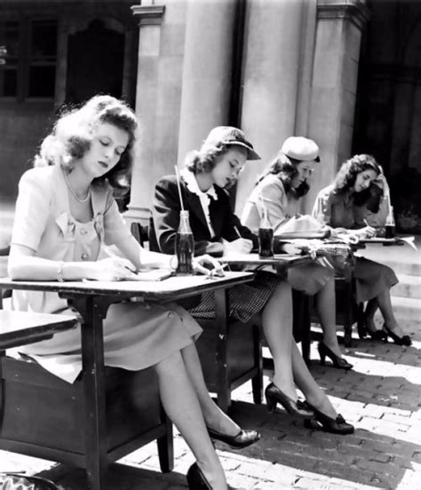 17 Vintage Photos That Will Make You See The 1940s Differently ~ Vintage Everyday