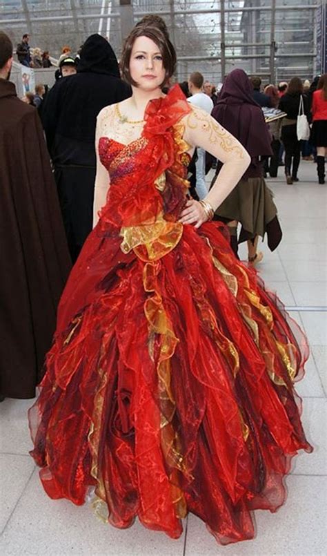 Katniss Everdeen Costume Elaborate Costumes On Etsy Popsugar Love