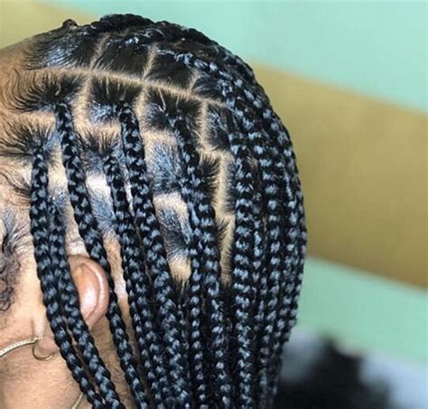 Knotless Braids Triangle Parts