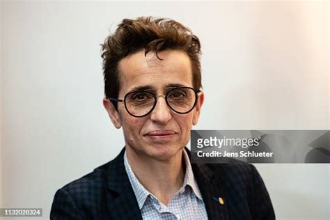 Russian American Journalist Masha Gessen Poses For A Photo While Nachrichtenfoto Getty Images