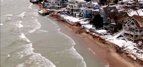 Houses Located On Riverfront Get Destroyed By Powerful Waves During
