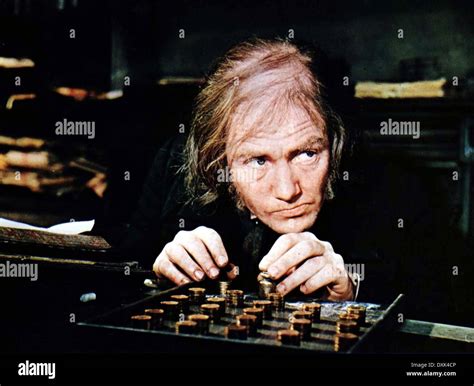 Scrooge Albert Finney Hi Res Stock Photography And Images Alamy