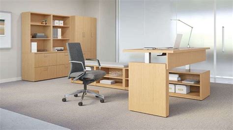 What S Hot A Minimalist Office Design Modern Office Furniture