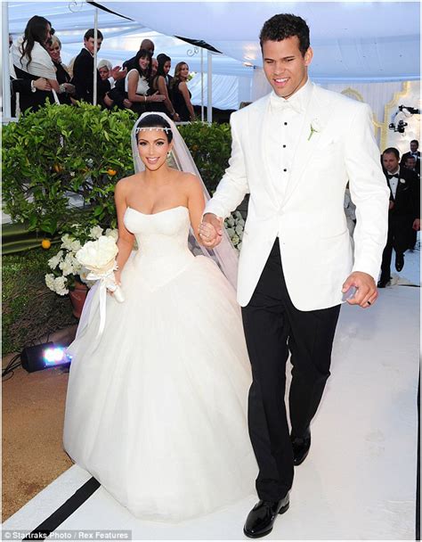 Wedding News Kim Kardashian S Wedding Dresses Kim Kardashian And Kris