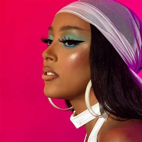 Doja Cat Photos 94 Of 333 Lastfm Cat Icon Cats Celebrity Makeup