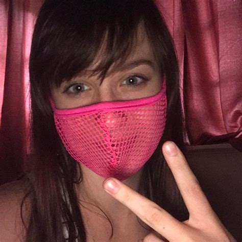 19 People Who Bought Face Masks On Etsy That Offer No Protection From