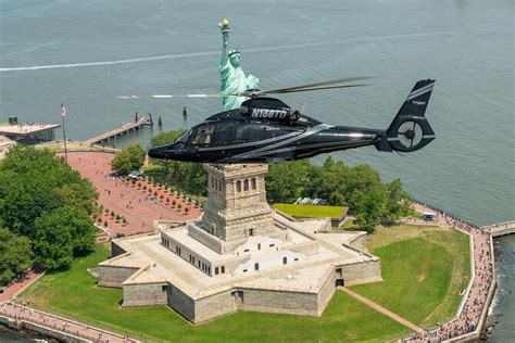 Manhattan Small Group Helicopter Flight With Luxury Suv 2024 New York City