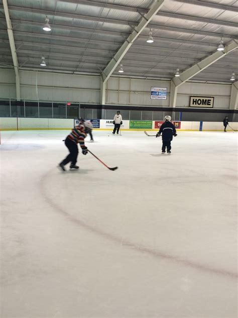 Cfh Youth Sticknpuck Ages 3 14 And Broomball Crystal Fieldhouse Ice