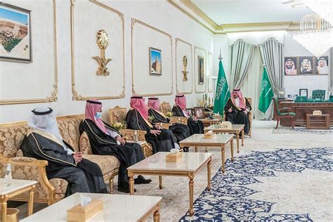 ونظرًا لمواكبة جامعة الحدود الشمالية لأحدث النظم التعليمية المتطورة قامت باعتماد نظام البلاك بورد التعليمي. فيصل بن خالد يناقش خطة جامعة الحدود الشمالية للعودة الآمنة ...