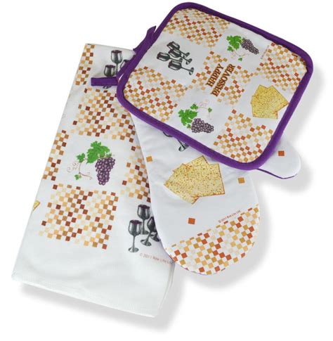 Explore passover crafts, decorating, recipes, and everything you need to know about being a parent during passover from the editors of parents magazine. 3 Piece Passover Hostess Gift Set