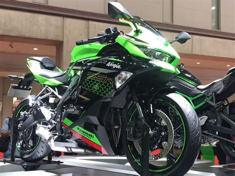 Kawasaki has updated its indonesian motorcycle portfolio with the launch of the 2021 ninja 250. Kawasaki Ninja 250 Zx25r Price In India - Kawasaki Ninja US