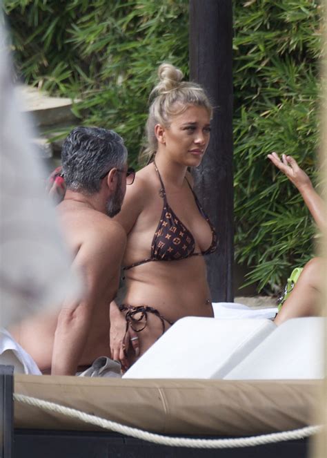 Bethan Kershaw Shows Off Her Tits And Butt In Marbella 4 Photos