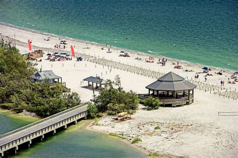 17 Gorgeous Views That Define The Beaches Of Fort Myers And Sanibel
