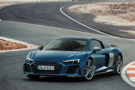 2022 Audi R8 Coupe In 2021 Audi Audi Sport Coupe Images And Photos Finder