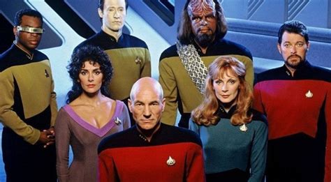 Star Trek The Next Generation Cast Reunites In New Photo