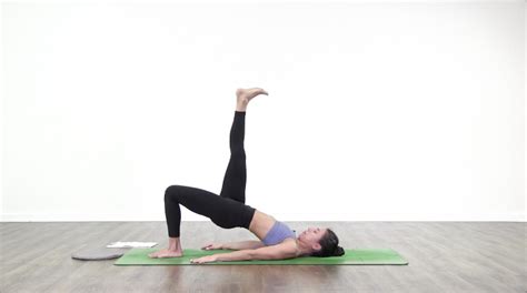 A Yoga Class To Strengthen Your Hamstrings Yogateket
