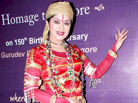 Sudha Chandran Biography A Dance Icons Story Seema