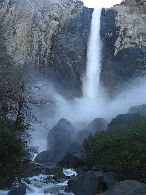 Bridal Veil Falls Yosemite National Park California Ca Flickr
