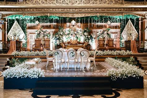 Dekorasi Pernikahan Tema Jawa Klasik By Asmoro Decoration Bridestory