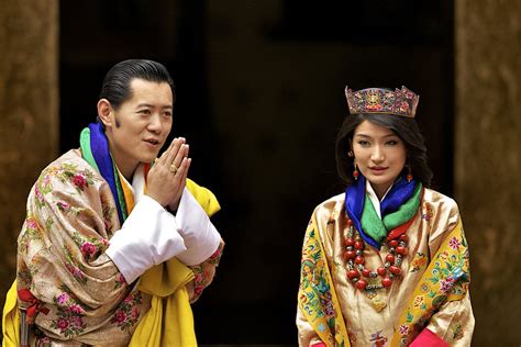 King Jigme Khesar Namgyel Wangchuck And Ashi Jetsun Pema Royal