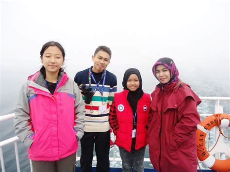 Mdash;— antartika pengembaraan malaysia ke benua ais. Students on Ice: Arctic Educational Expedition - Page 2 ...