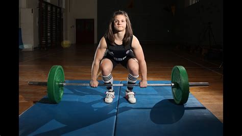 muscle girl weightlifting 15 year old can lift more than you youtube