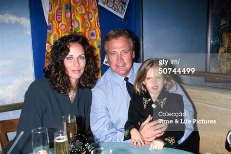 Actor Lee Majors With His Wife Karen And Daughter Nikki Photo By Time