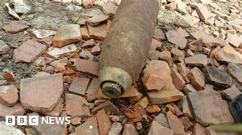 Clacton Road Closed As Unexploded Bomb Found Bbc News