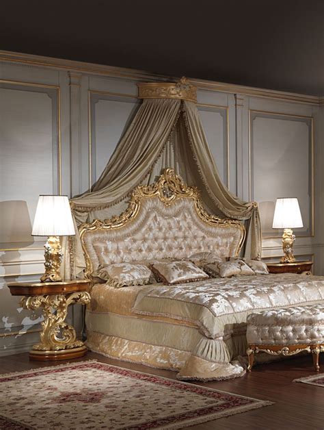 Luxury Classic Bedroom Roman Baroque Style Of The Seventeenth Century