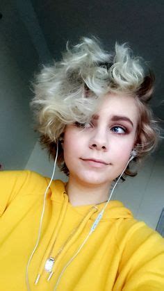 Awesome androgynous cut on curly hair. Pin by Michael Bau on Boy photos | Hair styles, Hair, Short hair styles