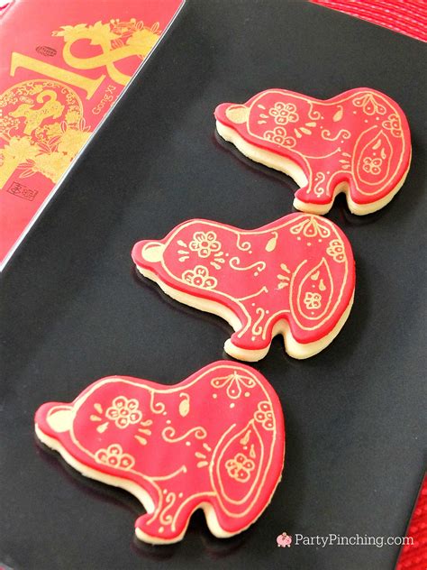 Pkg chocolate chips 1 6 oz pkg butterscotch chips 1 7 ½ oz. Lunar Chinese New Year Snoopy Cookies, Peanuts Charlie ...