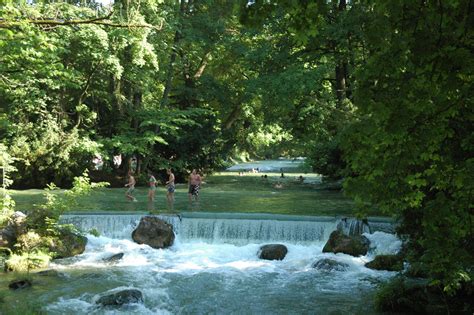 The englischer garten is a large public park in the centre of munich, bavaria, stretching from the city centre to the northeastern city limi. Munich's English Garden - SkyscraperCity