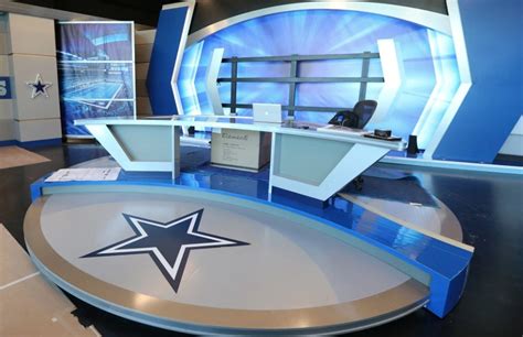 Malcolm brown rushed to the left for 2 yard touchdown (sam sloman made pat) dal. Dallas Is The New Leader To Host 2018's NFL Draft | Texas ...