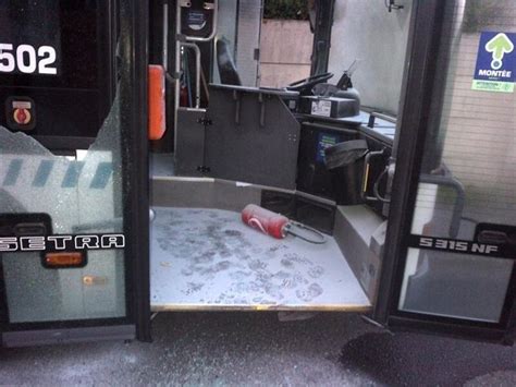 Pour sortir et rencontrer de nouvelles têtes. Saint-Brieuc. Un bus saccagé mardi dans la nuit, rue Émile ...