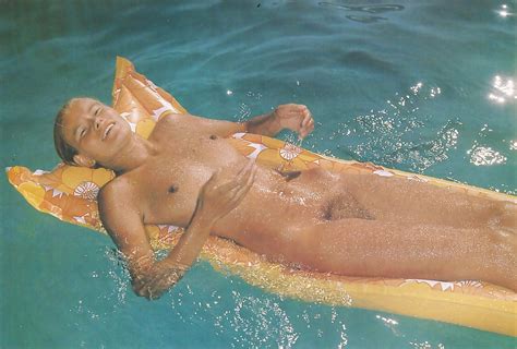 Skinny Dipping Lv By Bootsandballs Porn Pictures Xxx Photos Sex Images 1988410 Pictoa