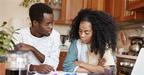 5 Things All Women In Relationships Should Know About Money